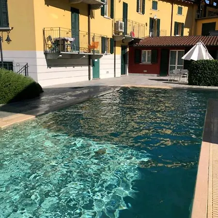 Lägenhet Dreams Apt, Pool, With Private Garden, Near *