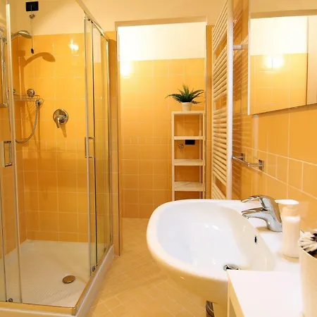 Apartamento Dreams Apt, Pool, With Private Garden, Near Bellagio