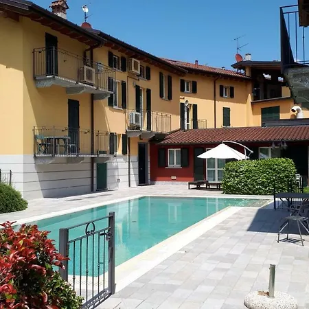Dreams Apt, Pool, With Private Garden, Near * Белладжо