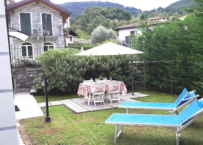 Dreams Apt, Pool, With Private Garden, Near Белладжо